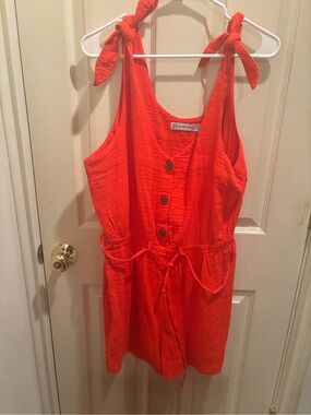 Bright Red Tie-Shoulder Button Romper. Large, ny&c brand cotton